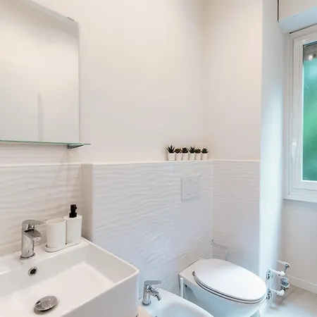 Lägenhet Cream - The House Of Travelers *