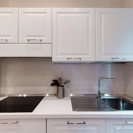 Cream - The House Of Travelers Como