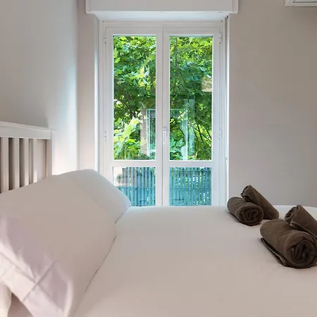 Cream - The House Of Travelers Apartment Como