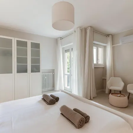 Apartment Cream - The House Of Travelers Como