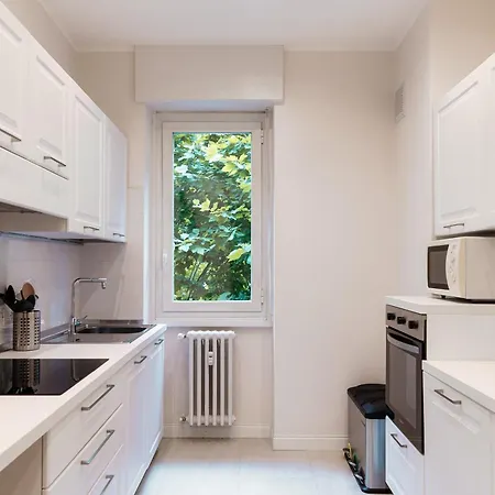 Cream - The House Of Travelers Apartmán *