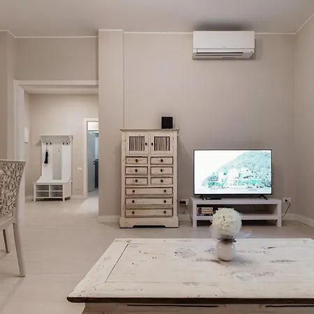 Apartamento Cream - The House Of Travelers *